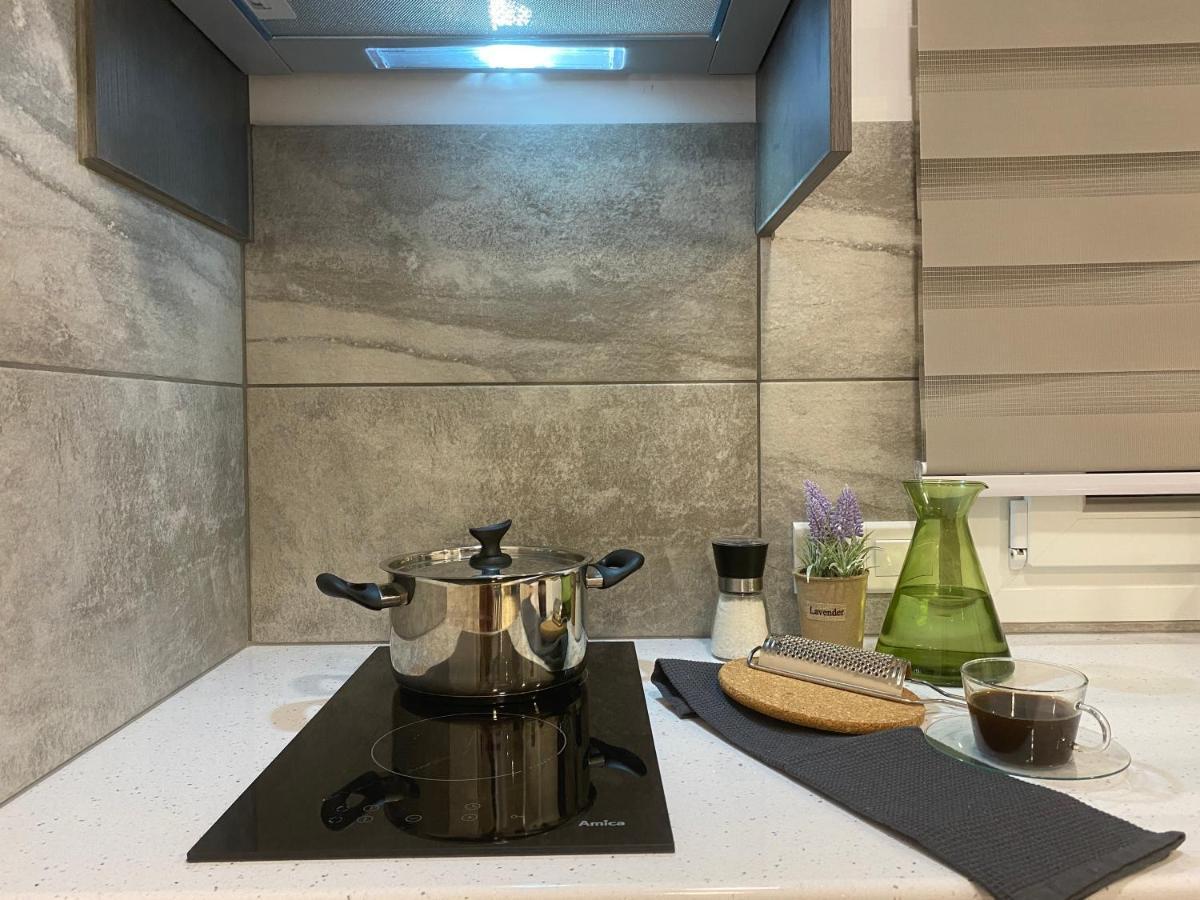Luxury Lavender Lägenhet Larnaca Exteriör bild