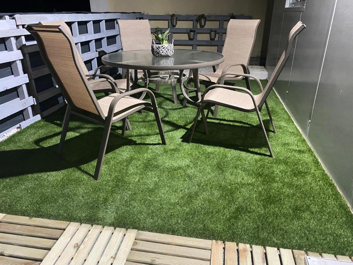Luxury Lavender Lägenhet Larnaca Exteriör bild